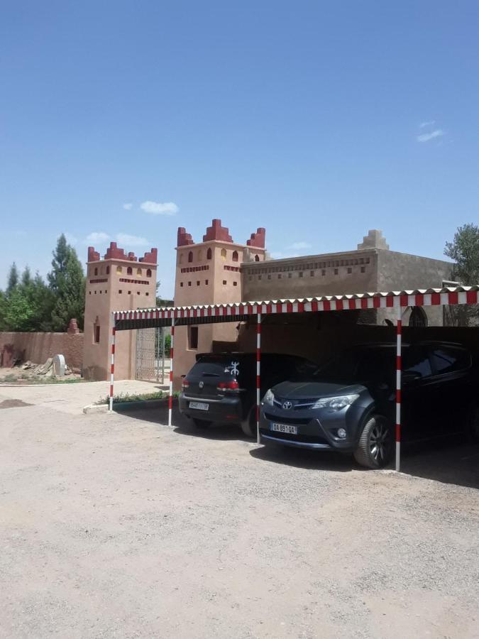 אוארצאצטה Dar Alfourssane Ferme D'Hote מראה חיצוני תמונה